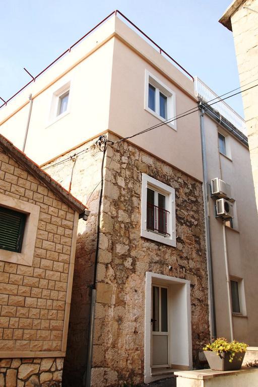 Apartment Old Town Макарска Екстериор снимка