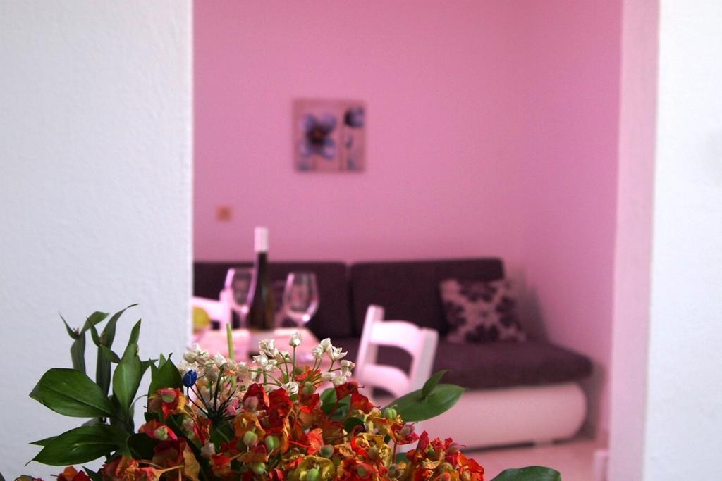 Apartment Old Town Макарска Стая снимка